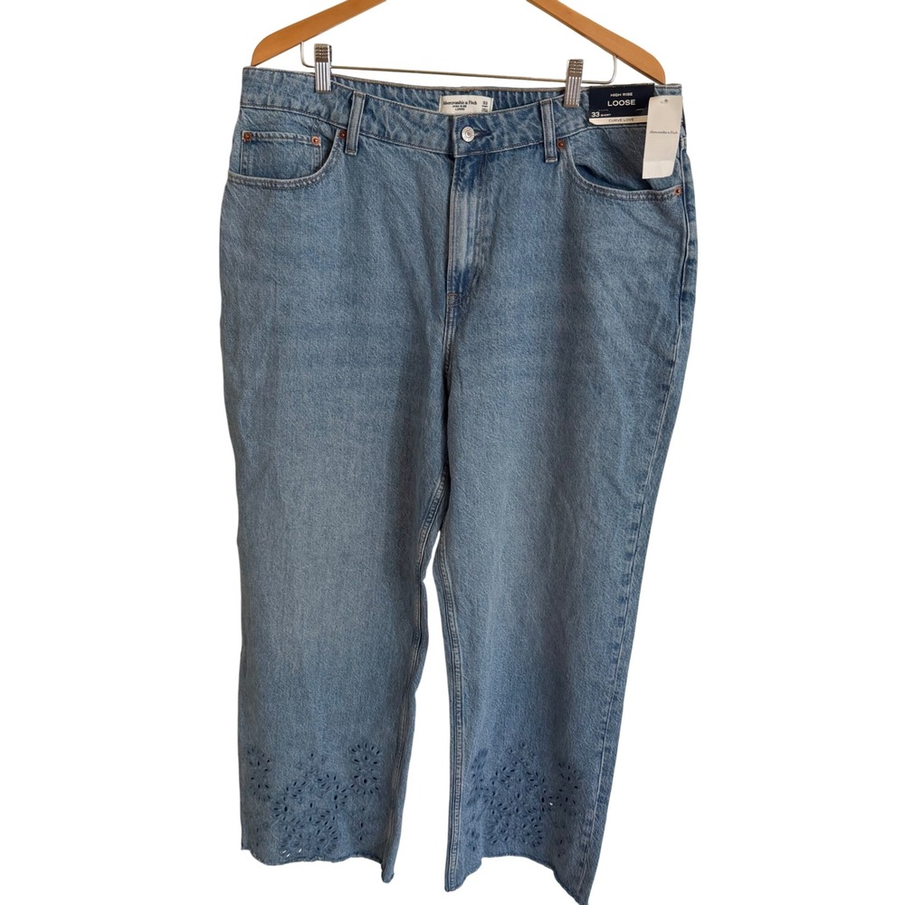NWT Abercrombie & Fitch High Rise Loose Curve Love Eyelet Hem Jeans 33 Short